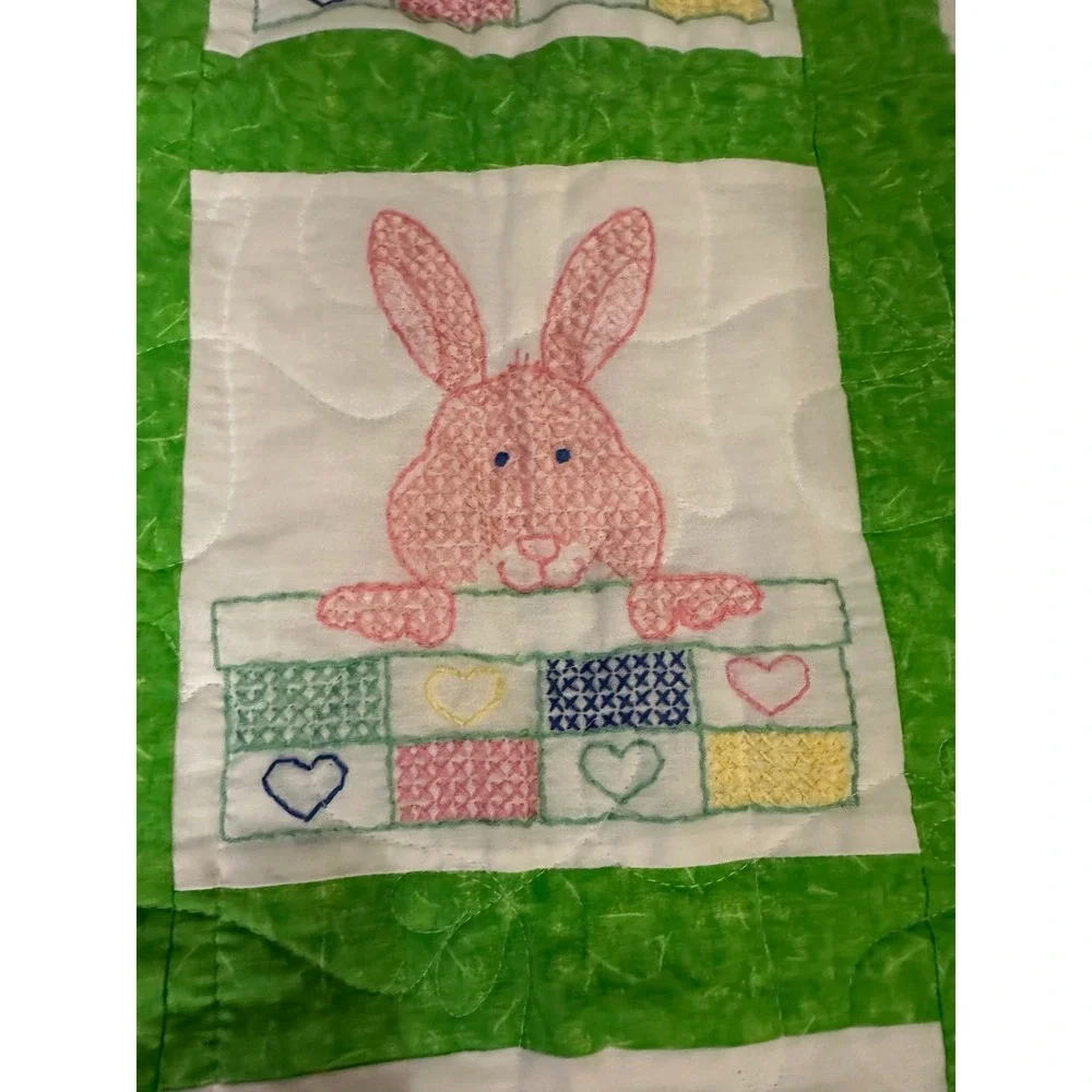 90s‎ Vintage Style Stamped Cross Stitch Baby Quilt Handmade Nursery Animal 47x37